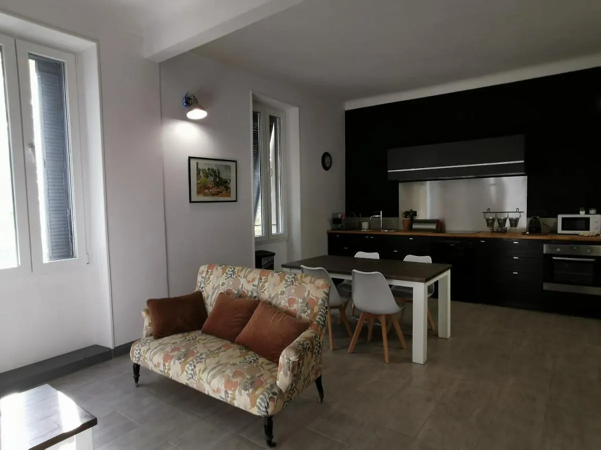La Maison D Alys Cabannes Francia